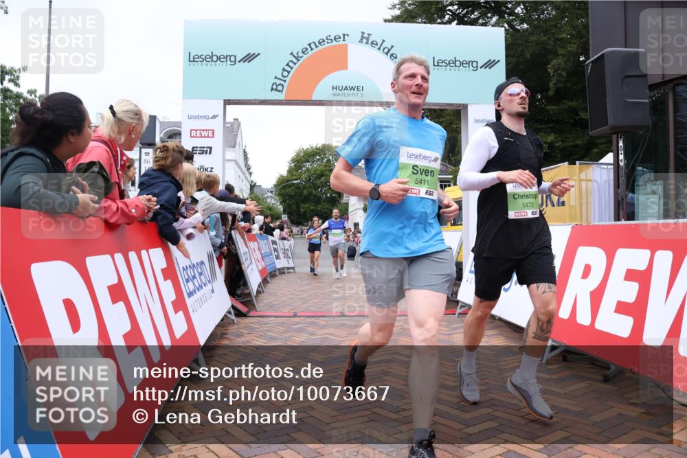30.08.2026 - Blankeneser Heldenlauf Lena Gebhardt http://msf.ph/oto/10073667 30.08.2026 10:21:43 Ziel 5006, 5030, 5114, 5258, 5265, 5411, 5472 meine-sportfotos.de