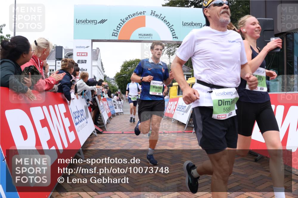 30.08.2026 - Blankeneser Heldenlauf Lena Gebhardt http://msf.ph/oto/10073748 30.08.2026 10:22:06 Ziel 5307, 5554, 5615, 5662, 5708, 5770 meine-sportfotos.de