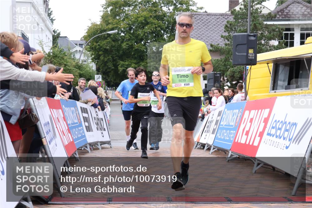30.08.2026 - Blankeneser Heldenlauf Lena Gebhardt http://msf.ph/oto/10073919 30.08.2026 10:22:39 Ziel 5034, 5039, 5230, 5362, 5814 meine-sportfotos.de