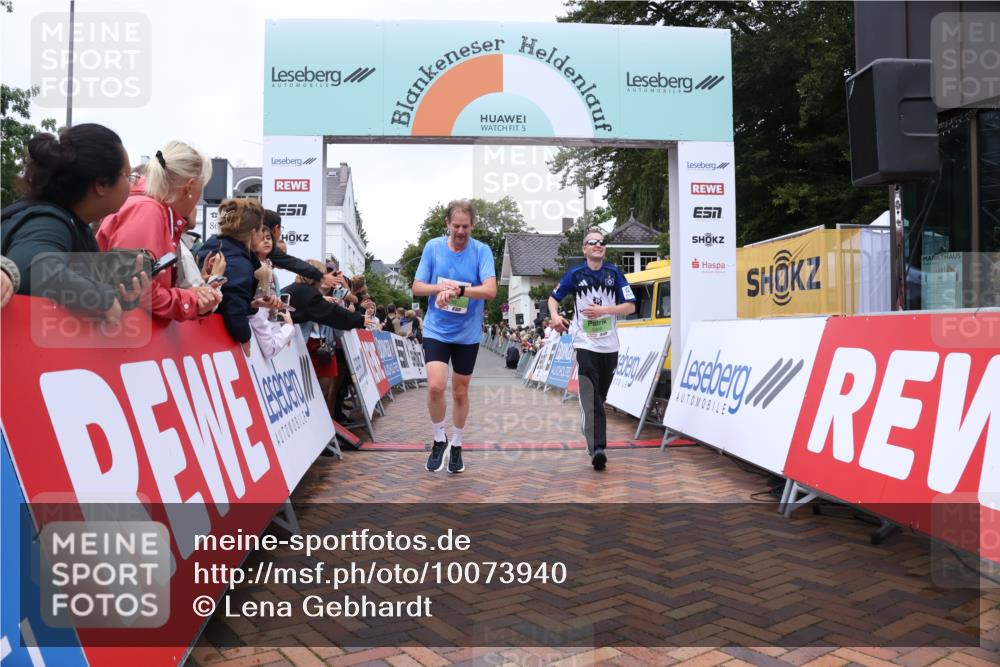 30.08.2026 - Blankeneser Heldenlauf Lena Gebhardt http://msf.ph/oto/10073940 30.08.2026 10:22:42 Ziel 5034, 5039, 5230, 5362 meine-sportfotos.de