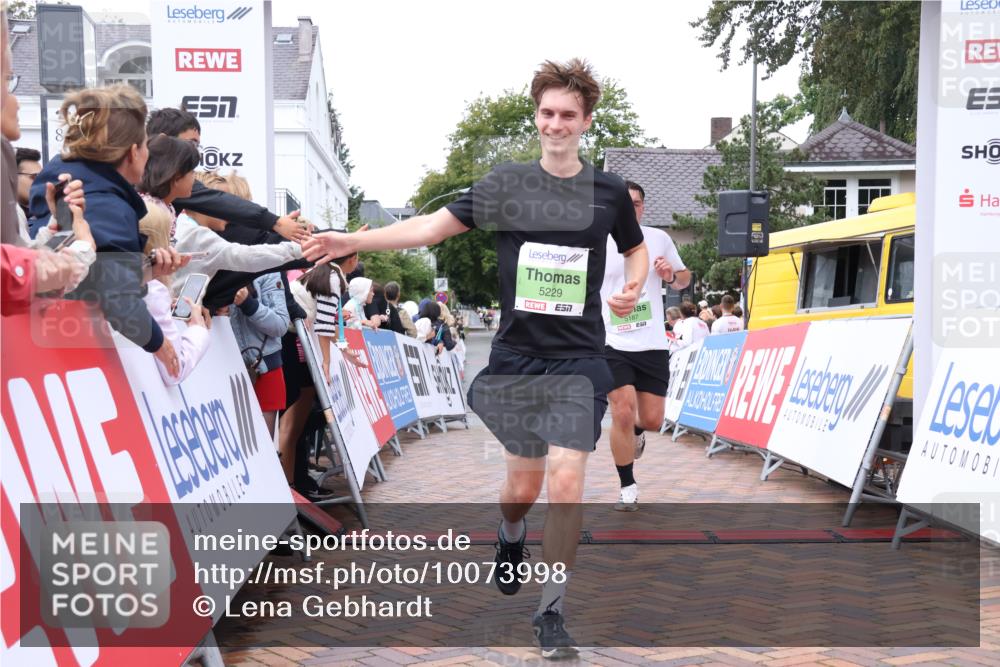 30.08.2026 - Blankeneser Heldenlauf Lena Gebhardt http://msf.ph/oto/10073998 30.08.2026 10:22:59 Ziel 5187, 5229, 5399, 5613, 5868 meine-sportfotos.de