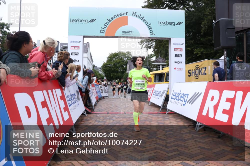 30.08.2026 - Blankeneser Heldenlauf Lena Gebhardt http://msf.ph/oto/10074227 30.08.2026 10:23:50 Ziel 5031, 5196, 5300, 5660, 5762, 5766, 5769 meine-sportfotos.de
