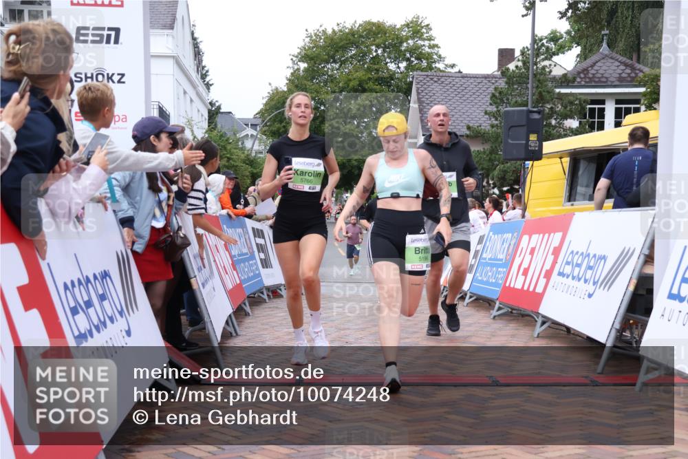 30.08.2026 - Blankeneser Heldenlauf Lena Gebhardt http://msf.ph/oto/10074248 30.08.2026 10:23:54 Ziel 5095, 5196, 5300, 5762, 5766, 5767 meine-sportfotos.de