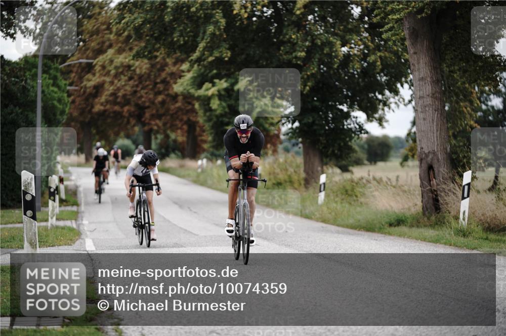 30.08.2026 - Elbe Triathlon Hamburg Michael Burmester http://msf.ph/oto/10074359 30.08.2026 10:47:21 Radfahren 840, 854, 865, 1322 meine-sportfotos.de