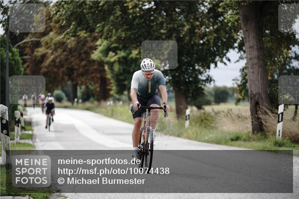 30.08.2026 - Elbe Triathlon Hamburg Michael Burmester http://msf.ph/oto/10074438 30.08.2026 10:48:08 Radfahren 836, 858, 1035, 1156 meine-sportfotos.de