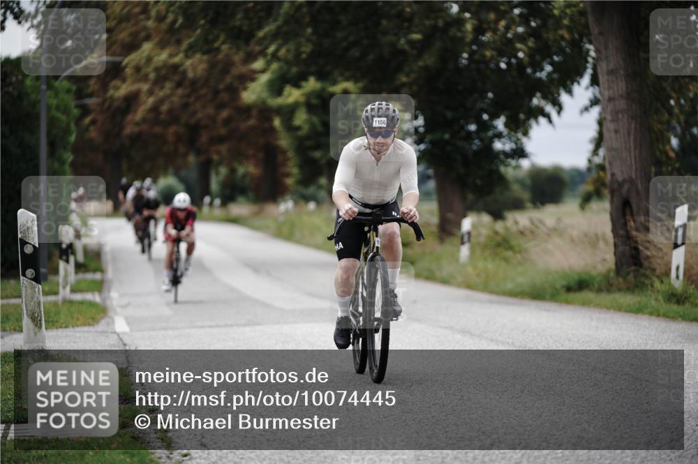 30.08.2026 - Elbe Triathlon Hamburg Michael Burmester http://msf.ph/oto/10074445 30.08.2026 10:48:13 Radfahren 836, 891, 995, 1070, 1156 meine-sportfotos.de