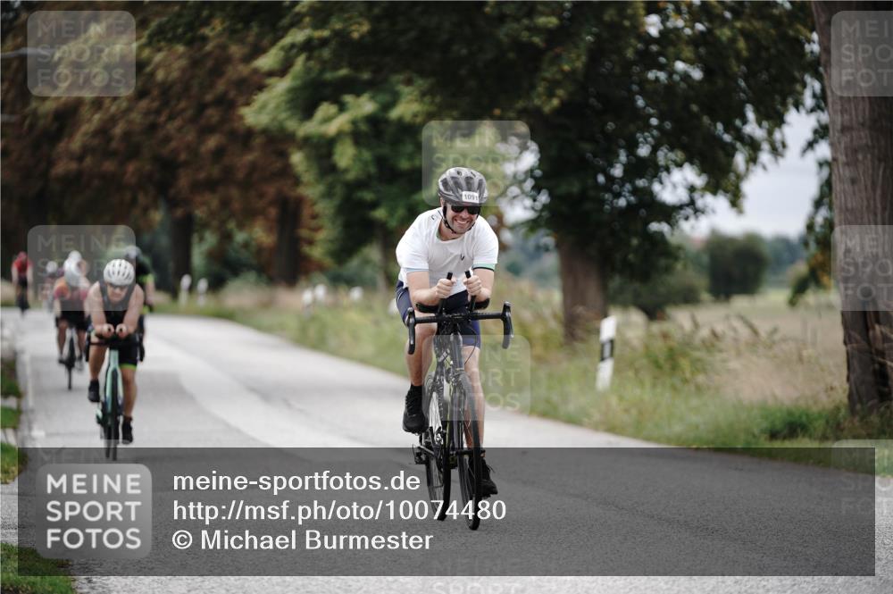 30.08.2026 - Elbe Triathlon Hamburg Michael Burmester http://msf.ph/oto/10074480 30.08.2026 10:48:36 Radfahren 919, 1091, 1148, 1209, 1246, 1256, 1289 meine-sportfotos.de
