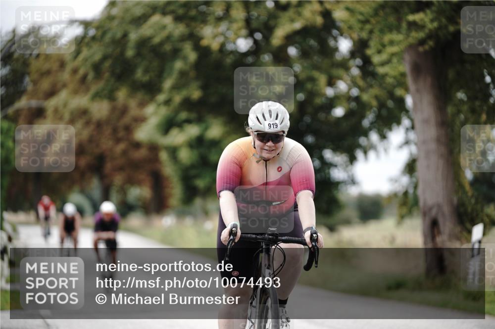 30.08.2026 - Elbe Triathlon Hamburg Michael Burmester http://msf.ph/oto/10074493 30.08.2026 10:48:41 Radfahren 919, 1130, 1246, 1256, 1313, 1334 meine-sportfotos.de