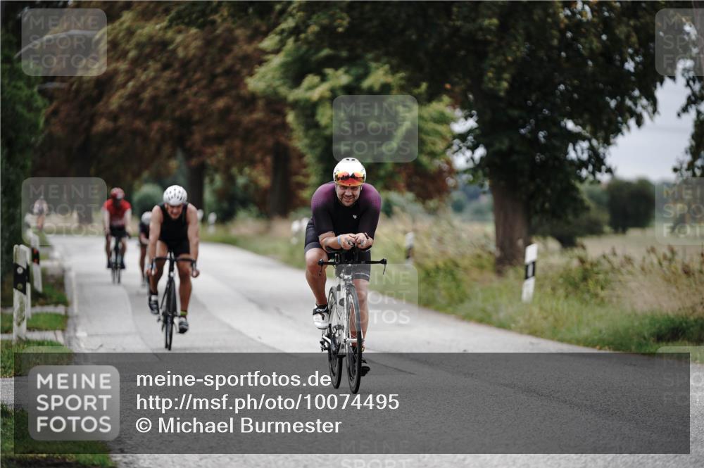 30.08.2026 - Elbe Triathlon Hamburg Michael Burmester http://msf.ph/oto/10074495 30.08.2026 10:48:42 Radfahren 919, 1130, 1246, 1256, 1313, 1334 meine-sportfotos.de