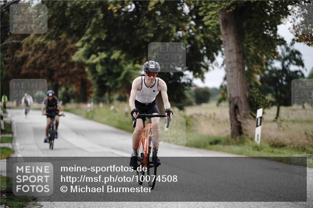 30.08.2026 - Elbe Triathlon Hamburg Michael Burmester http://msf.ph/oto/10074508 30.08.2026 10:48:57 Radfahren 1135, 1177 meine-sportfotos.de