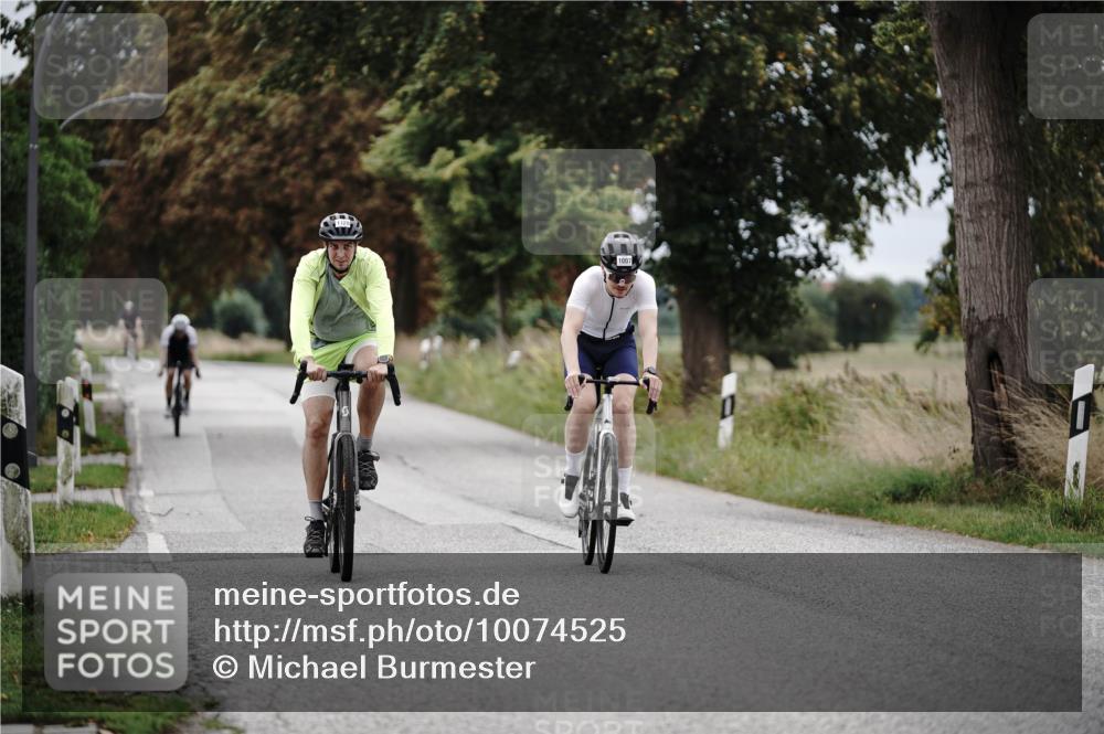 30.08.2026 - Elbe Triathlon Hamburg Michael Burmester http://msf.ph/oto/10074525 30.08.2026 10:49:12 Radfahren 1007, 1049, 1128 meine-sportfotos.de