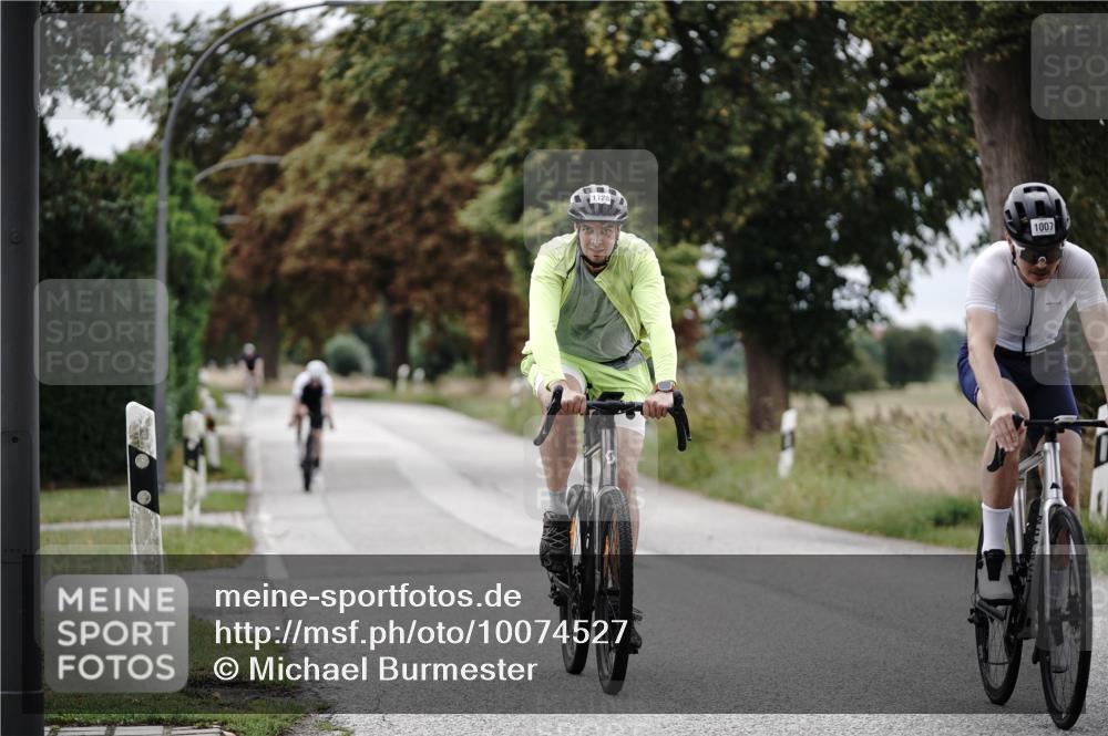 30.08.2026 - Elbe Triathlon Hamburg Michael Burmester http://msf.ph/oto/10074527 30.08.2026 10:49:13 Radfahren 1007, 1049, 1128 meine-sportfotos.de