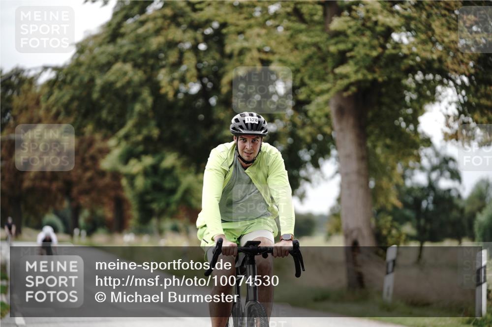 30.08.2026 - Elbe Triathlon Hamburg Michael Burmester http://msf.ph/oto/10074530 30.08.2026 10:49:14 Radfahren 1007, 1049, 1128 meine-sportfotos.de