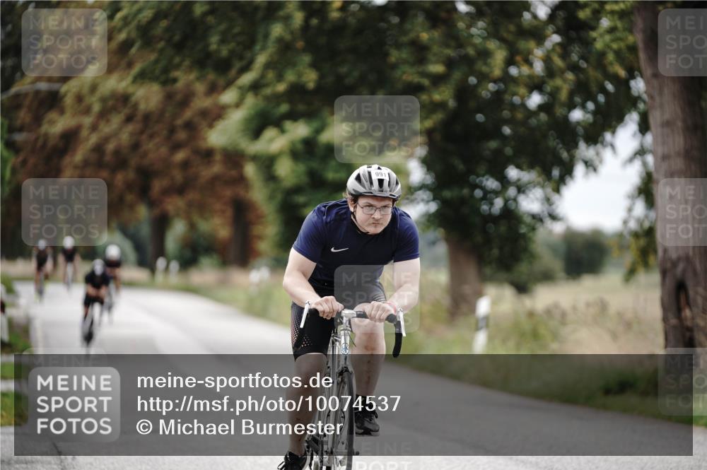 30.08.2026 - Elbe Triathlon Hamburg Michael Burmester http://msf.ph/oto/10074537 30.08.2026 10:49:24 Radfahren 991, 1211, 1275, 1285 meine-sportfotos.de