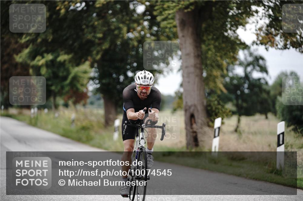 30.08.2026 - Elbe Triathlon Hamburg Michael Burmester http://msf.ph/oto/10074545 30.08.2026 10:49:29 Radfahren 1048, 1140, 1211, 1275, 1285 meine-sportfotos.de