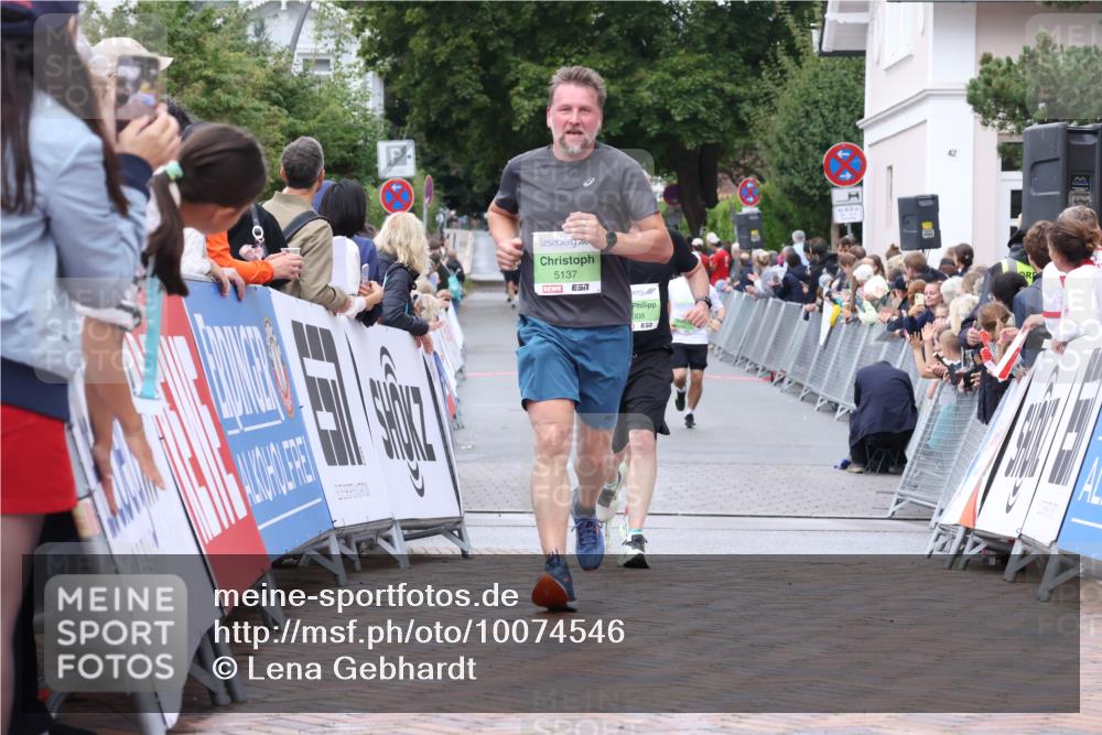 30.08.2026 - Blankeneser Heldenlauf Lena Gebhardt http://msf.ph/oto/10074546 30.08.2026 10:24:31 Ziel 5008, 5137, 5309, 5445, 5521, 5522 meine-sportfotos.de