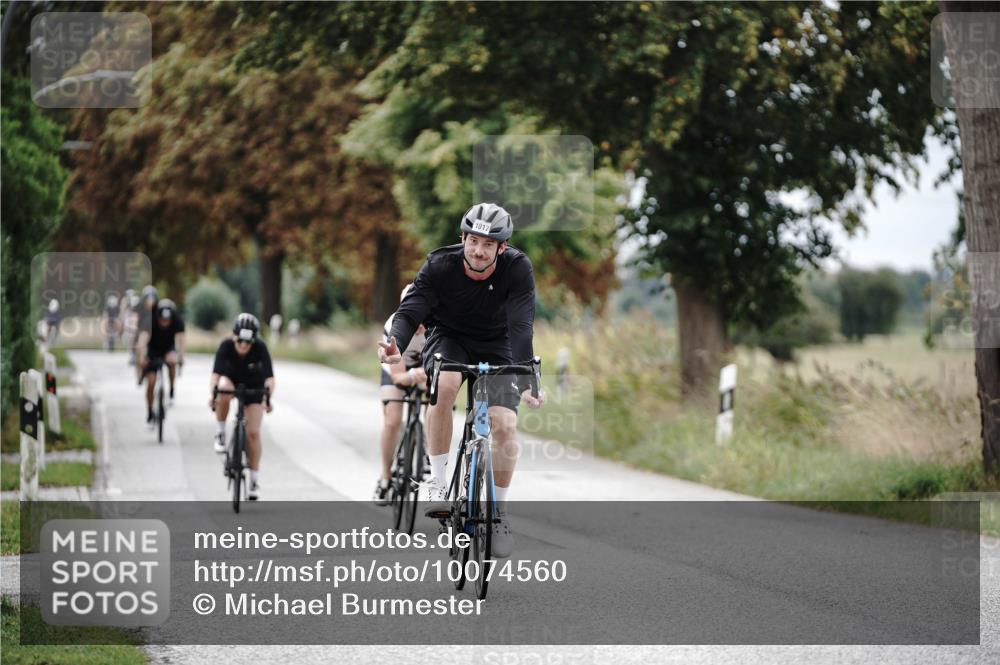 30.08.2026 - Elbe Triathlon Hamburg Michael Burmester http://msf.ph/oto/10074560 30.08.2026 10:50:11 Radfahren 932, 1006, 1017, 1145, 1295 meine-sportfotos.de