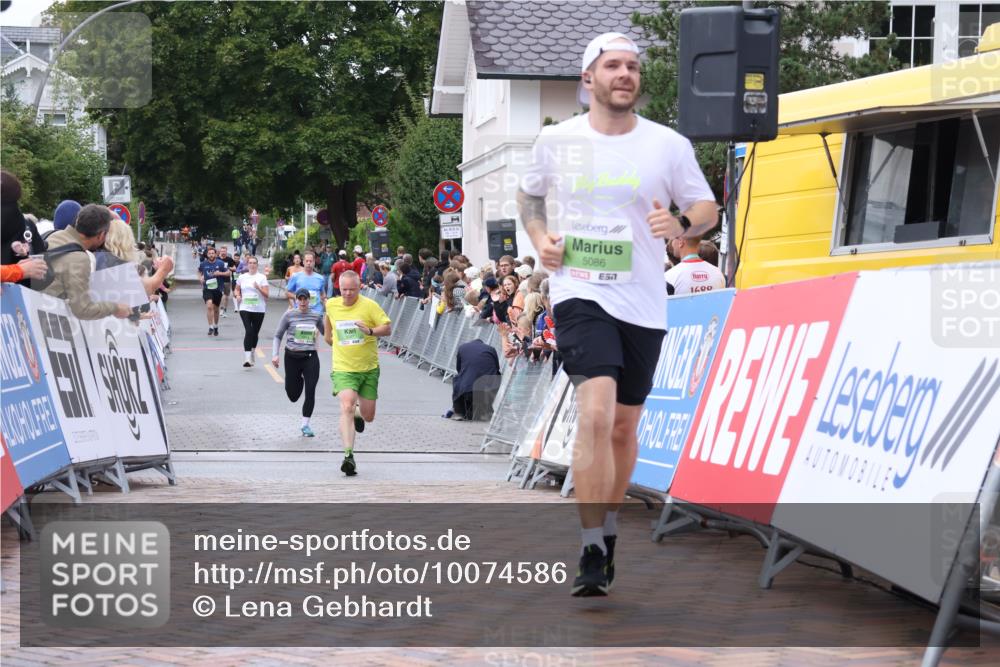 30.08.2026 - Blankeneser Heldenlauf Lena Gebhardt http://msf.ph/oto/10074586 30.08.2026 10:24:40 Ziel 5008, 5086, 5137, 5309 meine-sportfotos.de