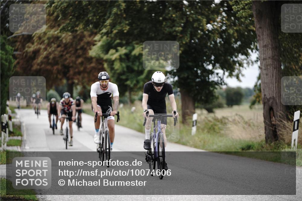 30.08.2026 - Elbe Triathlon Hamburg Michael Burmester http://msf.ph/oto/10074606 30.08.2026 10:50:33 Radfahren 999, 1044, 1069, 1255, 1266, 1269, 1319 meine-sportfotos.de