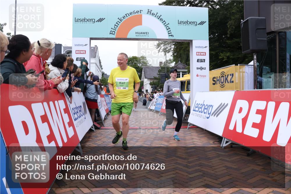 30.08.2026 - Blankeneser Heldenlauf Lena Gebhardt http://msf.ph/oto/10074626 30.08.2026 10:24:45 Ziel 5028, 5086, 5087, 5172, 5443 meine-sportfotos.de
