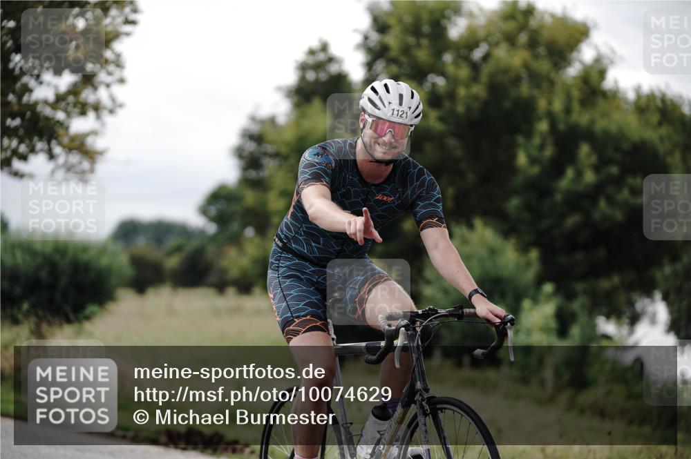 30.08.2026 - Elbe Triathlon Hamburg Michael Burmester http://msf.ph/oto/10074629 30.08.2026 10:50:47 Radfahren 1121 meine-sportfotos.de