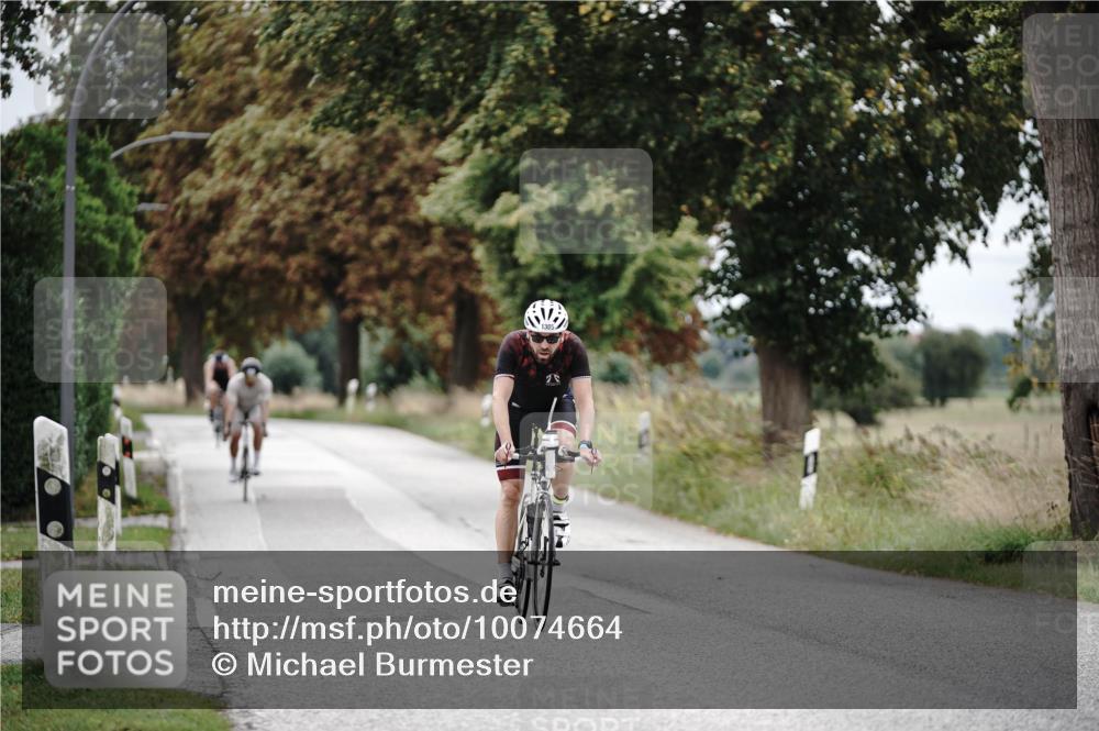 30.08.2026 - Elbe Triathlon Hamburg Michael Burmester http://msf.ph/oto/10074664 30.08.2026 10:51:16 Radfahren 943, 988, 1015, 1273, 1277, 1305 meine-sportfotos.de