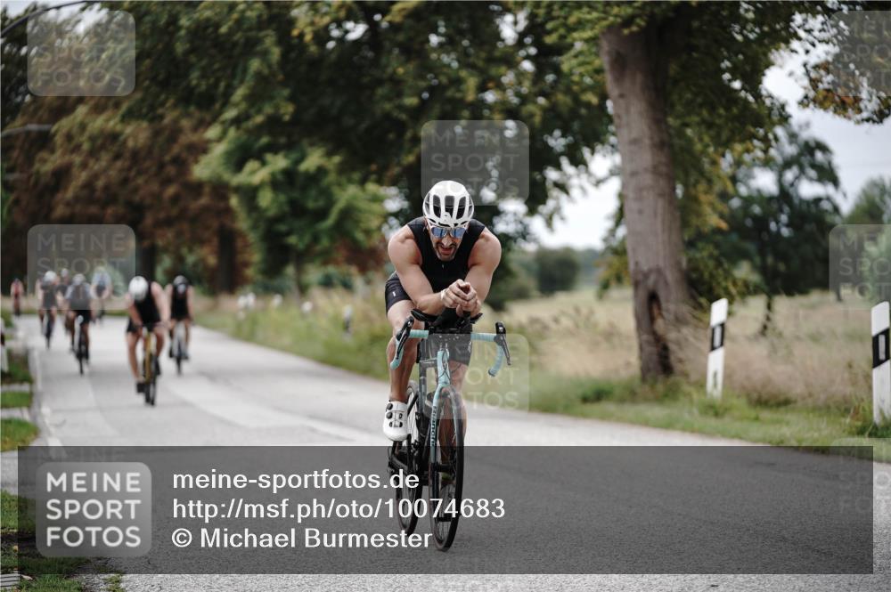 30.08.2026 - Elbe Triathlon Hamburg Michael Burmester http://msf.ph/oto/10074683 30.08.2026 10:51:38 Radfahren 759, 1094, 1108, 1271 meine-sportfotos.de