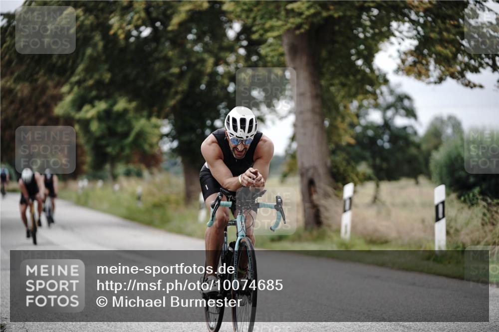 30.08.2026 - Elbe Triathlon Hamburg Michael Burmester http://msf.ph/oto/10074685 30.08.2026 10:51:38 Radfahren 759, 1094, 1108, 1271 meine-sportfotos.de