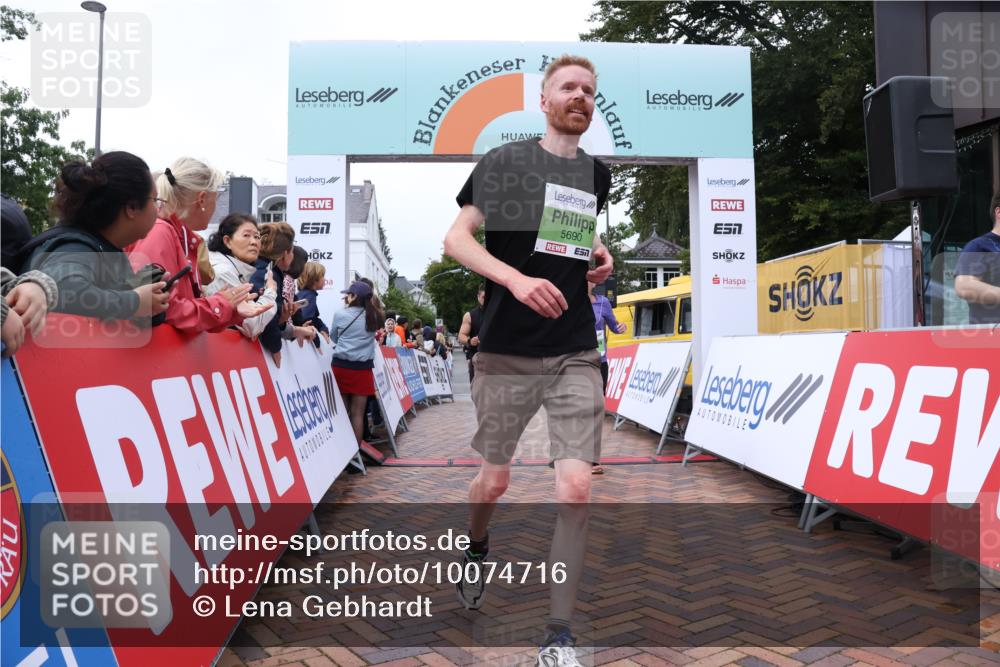 30.08.2026 - Blankeneser Heldenlauf Lena Gebhardt http://msf.ph/oto/10074716 30.08.2026 10:25:02 Ziel 5011, 5173, 5690, 5809, 5871 meine-sportfotos.de