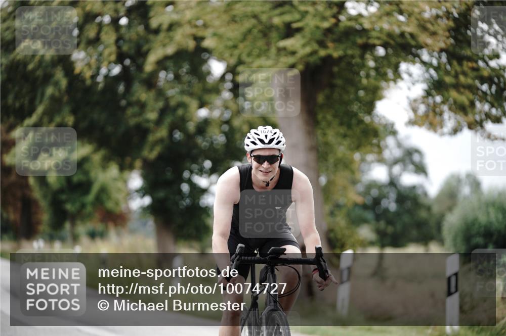 30.08.2026 - Elbe Triathlon Hamburg Michael Burmester http://msf.ph/oto/10074727 30.08.2026 10:52:05 Radfahren 947, 1074, 1242, 1310, 1325 meine-sportfotos.de