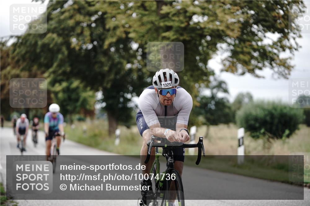 30.08.2026 - Elbe Triathlon Hamburg Michael Burmester http://msf.ph/oto/10074736 30.08.2026 10:52:12 Radfahren 947, 1242, 1258, 1278, 1287, 1310, 1311, 1325 meine-sportfotos.de