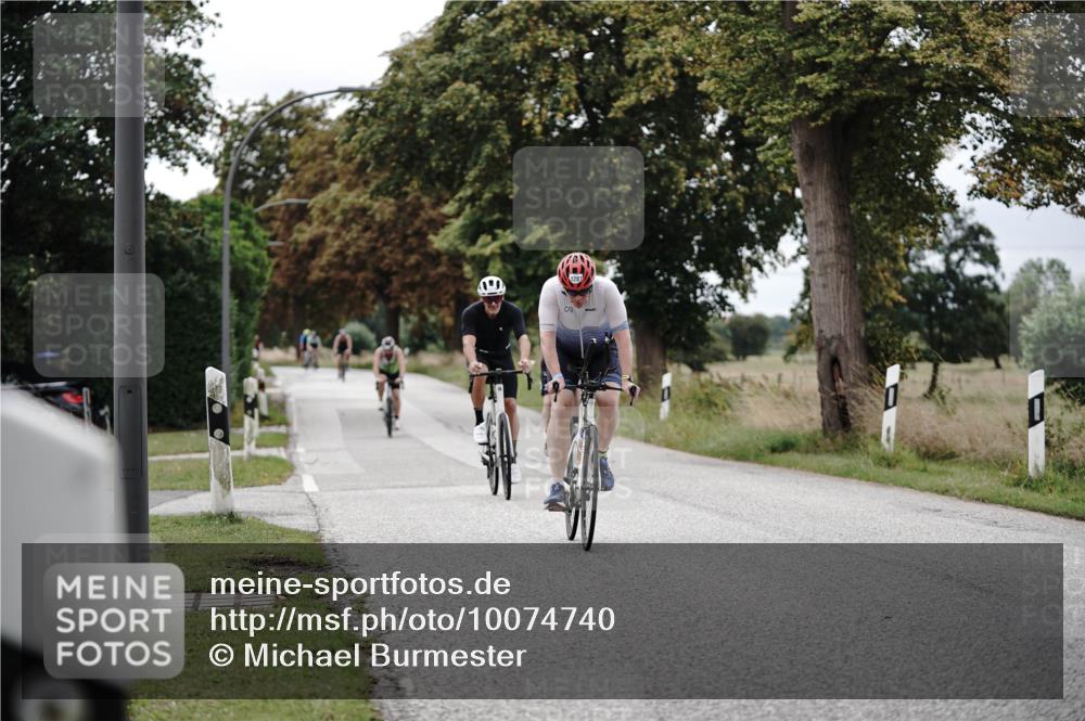 30.08.2026 - Elbe Triathlon Hamburg Michael Burmester http://msf.ph/oto/10074740 30.08.2026 10:52:14 Radfahren 947, 1258, 1278, 1287, 1311 meine-sportfotos.de