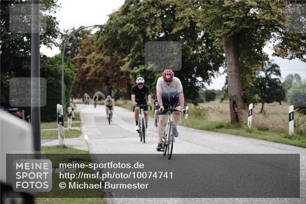 30.08.2026 - Elbe Triathlon Hamburg Michael Burmester http://msf.ph/oto/10074741 30.08.2026 10:52:14 Radfahren 947, 1258, 1278, 1287, 1311 meine-sportfotos.de