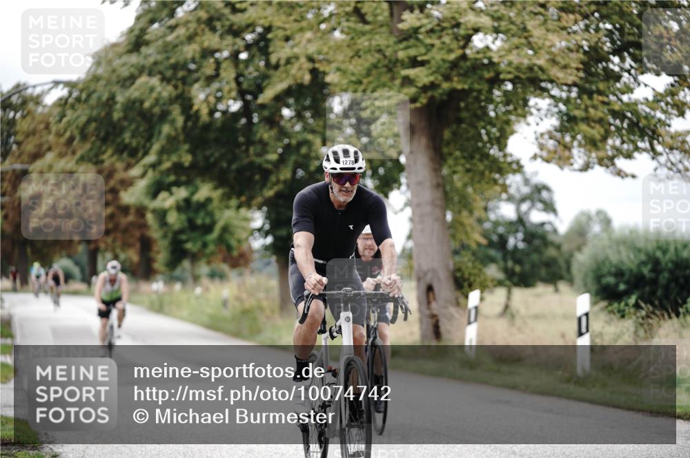 30.08.2026 - Elbe Triathlon Hamburg Michael Burmester http://msf.ph/oto/10074742 30.08.2026 10:52:15 Radfahren 947, 1247, 1258, 1278, 1287, 1311 meine-sportfotos.de