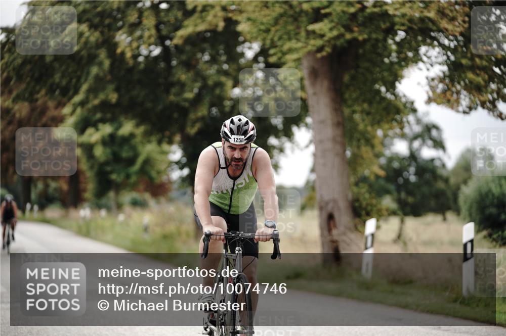 30.08.2026 - Elbe Triathlon Hamburg Michael Burmester http://msf.ph/oto/10074746 30.08.2026 10:52:18 Radfahren 1110, 1212, 1247, 1258, 1278, 1311 meine-sportfotos.de