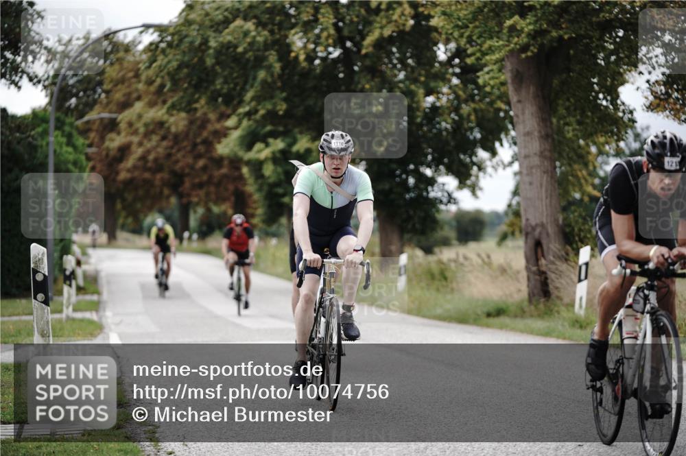 30.08.2026 - Elbe Triathlon Hamburg Michael Burmester http://msf.ph/oto/10074756 30.08.2026 10:52:25 Radfahren 1068, 1110, 1212, 1247, 1268, 1300 meine-sportfotos.de