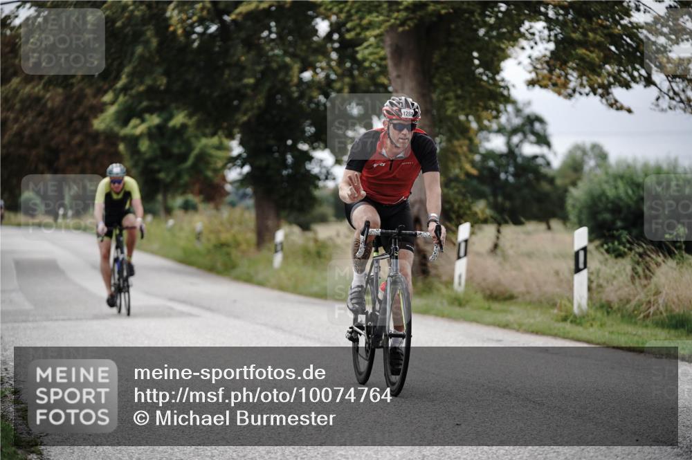 30.08.2026 - Elbe Triathlon Hamburg Michael Burmester http://msf.ph/oto/10074764 30.08.2026 10:52:28 Radfahren 1068, 1110, 1268, 1300 meine-sportfotos.de