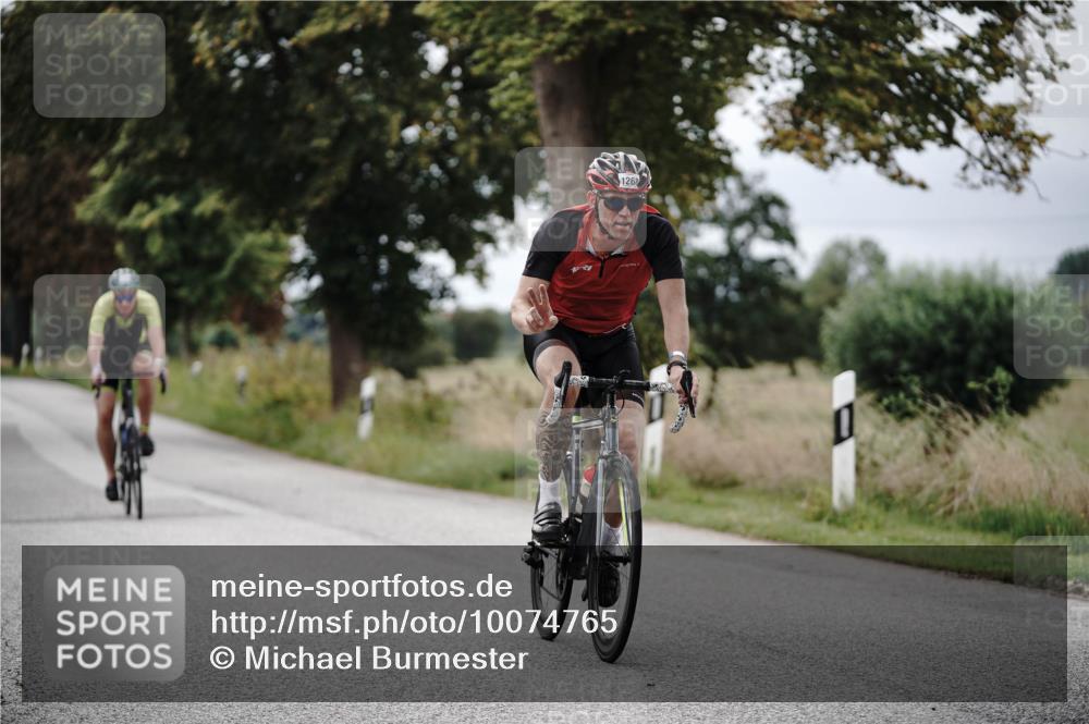 30.08.2026 - Elbe Triathlon Hamburg Michael Burmester http://msf.ph/oto/10074765 30.08.2026 10:52:28 Radfahren 1068, 1110, 1268, 1300 meine-sportfotos.de