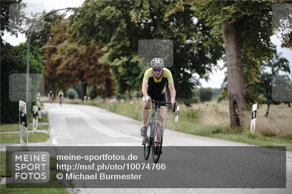 30.08.2026 - Elbe Triathlon Hamburg Michael Burmester http://msf.ph/oto/10074766 30.08.2026 10:52:29 Radfahren 1068, 1268, 1300 meine-sportfotos.de