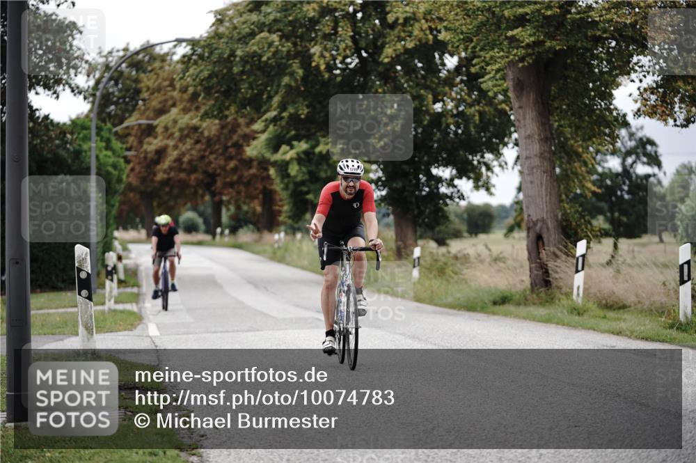 30.08.2026 - Elbe Triathlon Hamburg Michael Burmester http://msf.ph/oto/10074783 30.08.2026 10:52:54 Radfahren 1119, 1253, 1299 meine-sportfotos.de