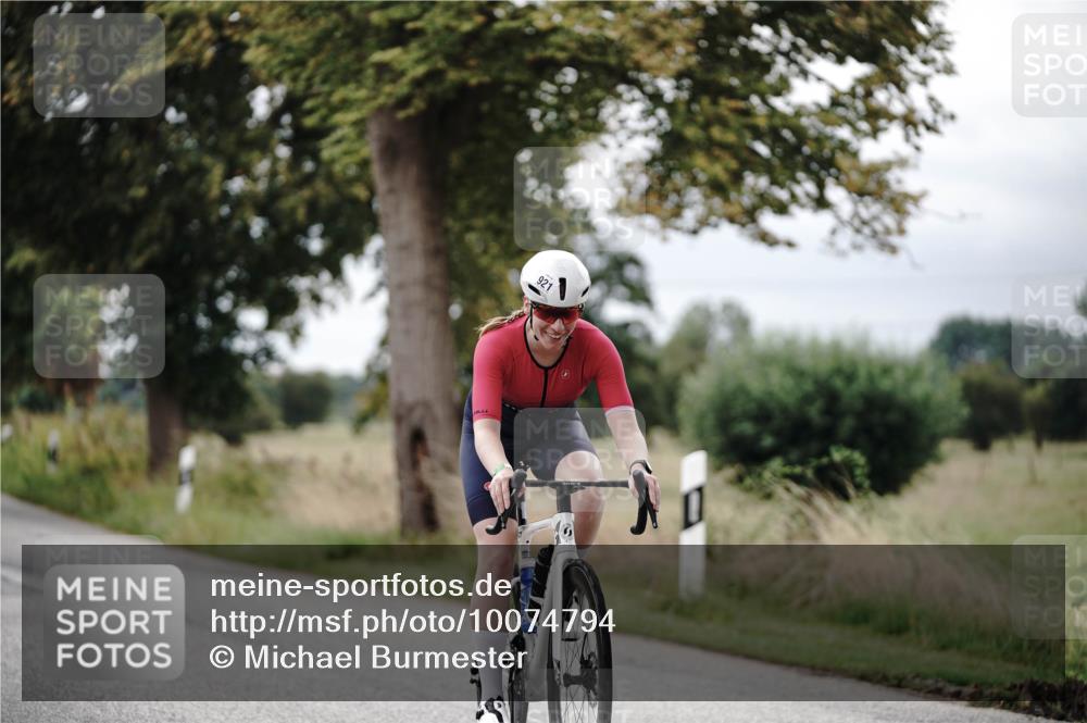 30.08.2026 - Elbe Triathlon Hamburg Michael Burmester http://msf.ph/oto/10074794 30.08.2026 10:53:04 Radfahren 813, 921, 1115 meine-sportfotos.de