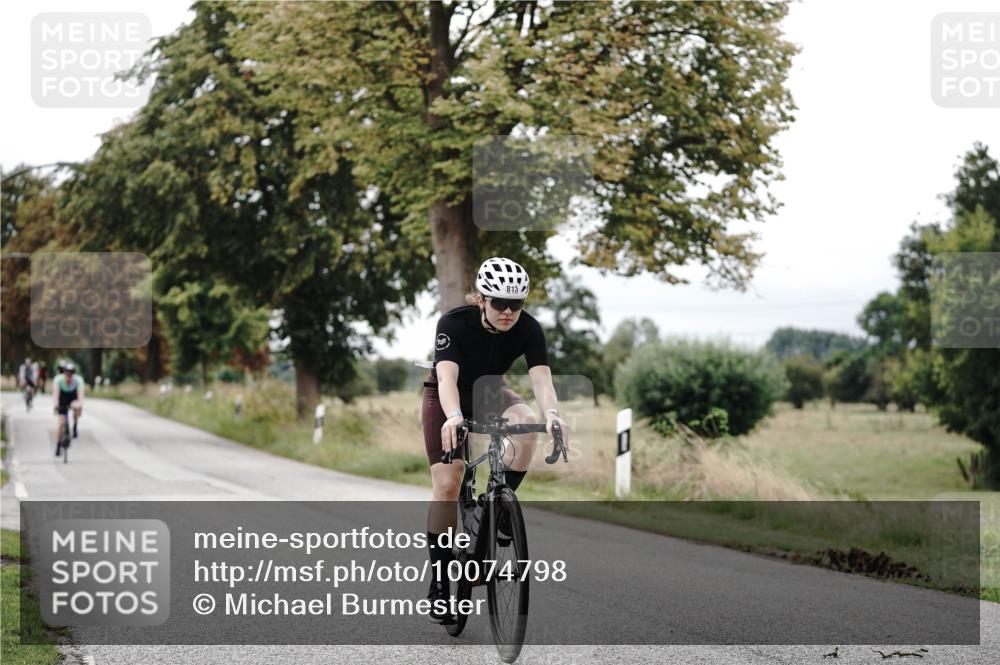 30.08.2026 - Elbe Triathlon Hamburg Michael Burmester http://msf.ph/oto/10074798 30.08.2026 10:53:06 Radfahren 813, 921, 1115 meine-sportfotos.de