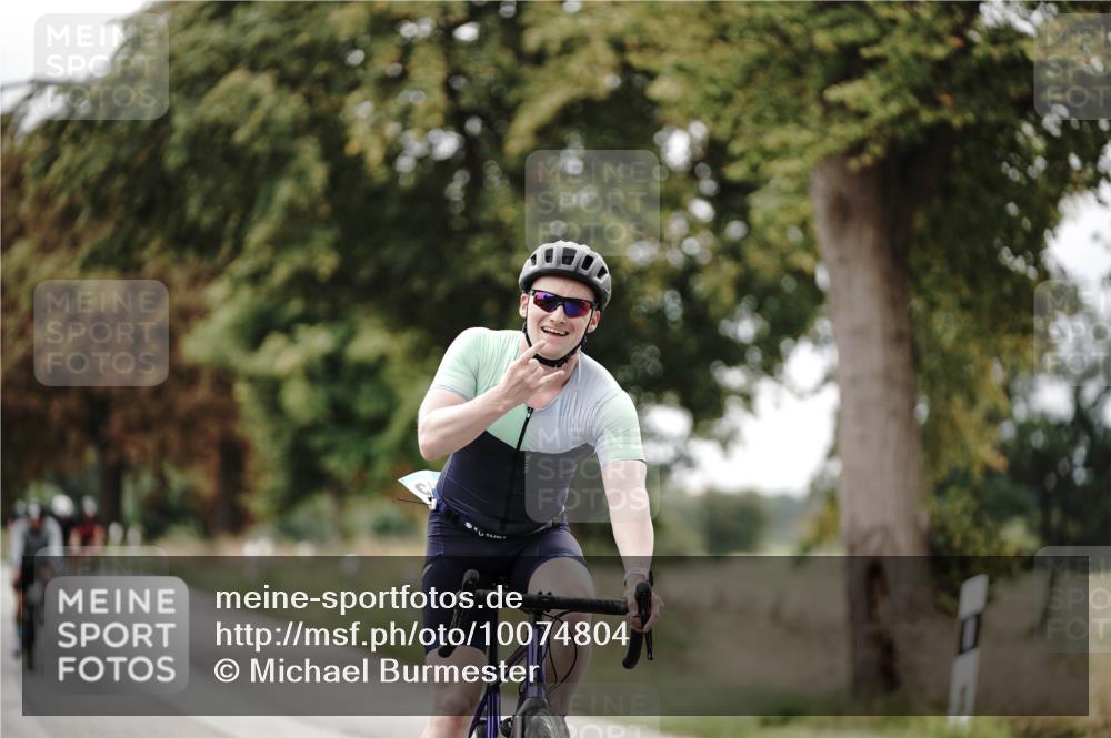 30.08.2026 - Elbe Triathlon Hamburg Michael Burmester http://msf.ph/oto/10074804 30.08.2026 10:53:09 Radfahren 455, 813, 1092, 1115, 1225, 1345 meine-sportfotos.de