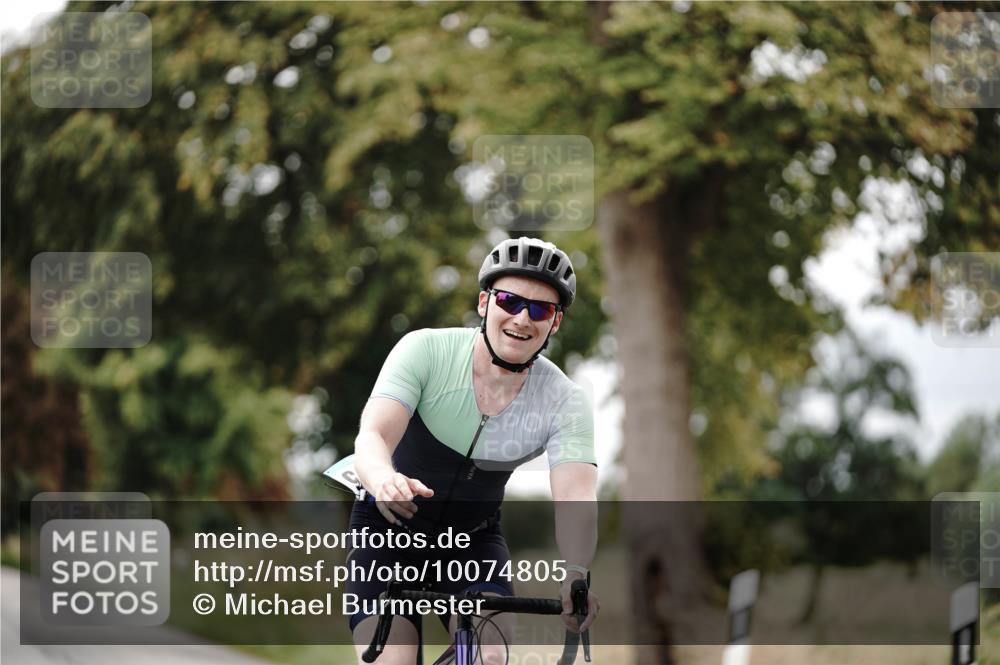 30.08.2026 - Elbe Triathlon Hamburg Michael Burmester http://msf.ph/oto/10074805 30.08.2026 10:53:10 Radfahren 455, 1092, 1115, 1225, 1245, 1345 meine-sportfotos.de