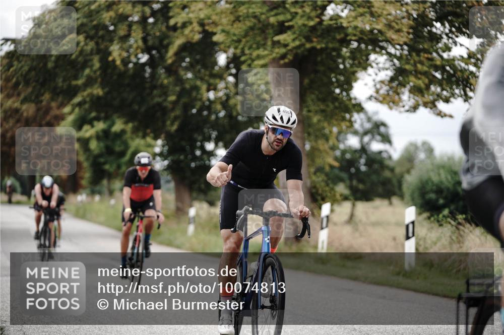 30.08.2026 - Elbe Triathlon Hamburg Michael Burmester http://msf.ph/oto/10074813 30.08.2026 10:53:15 Radfahren 455, 893, 1092, 1225, 1245, 1345 meine-sportfotos.de