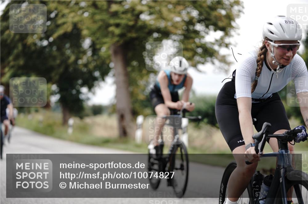 30.08.2026 - Elbe Triathlon Hamburg Michael Burmester http://msf.ph/oto/10074827 30.08.2026 10:53:24 Radfahren 893, 962, 998, 1073, 1210, 1306, 1442 meine-sportfotos.de