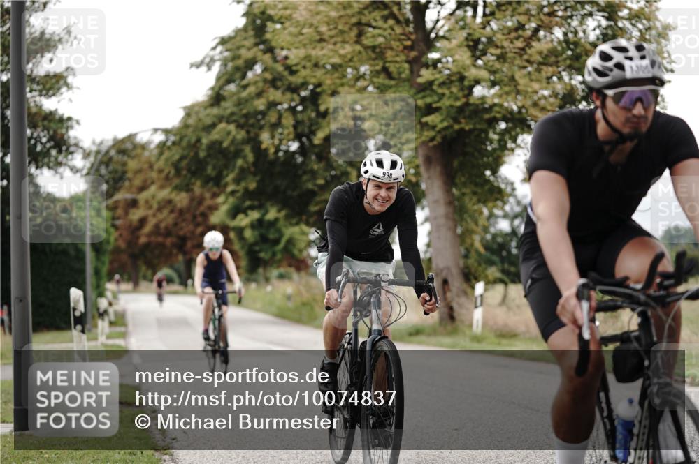 30.08.2026 - Elbe Triathlon Hamburg Michael Burmester http://msf.ph/oto/10074837 30.08.2026 10:53:28 Radfahren 962, 998, 1079, 1210, 1265, 1306 meine-sportfotos.de