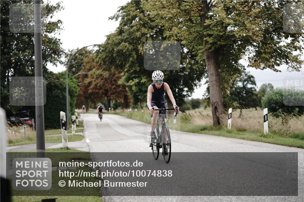 30.08.2026 - Elbe Triathlon Hamburg Michael Burmester http://msf.ph/oto/10074838 30.08.2026 10:53:28 Radfahren 962, 998, 1079, 1210, 1265, 1306 meine-sportfotos.de