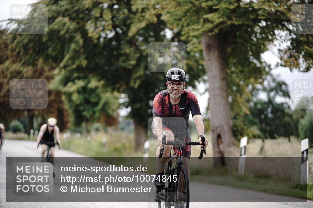 30.08.2026 - Elbe Triathlon Hamburg Michael Burmester http://msf.ph/oto/10074845 30.08.2026 10:53:34 Radfahren 1079, 1265, 1435, 1438 meine-sportfotos.de