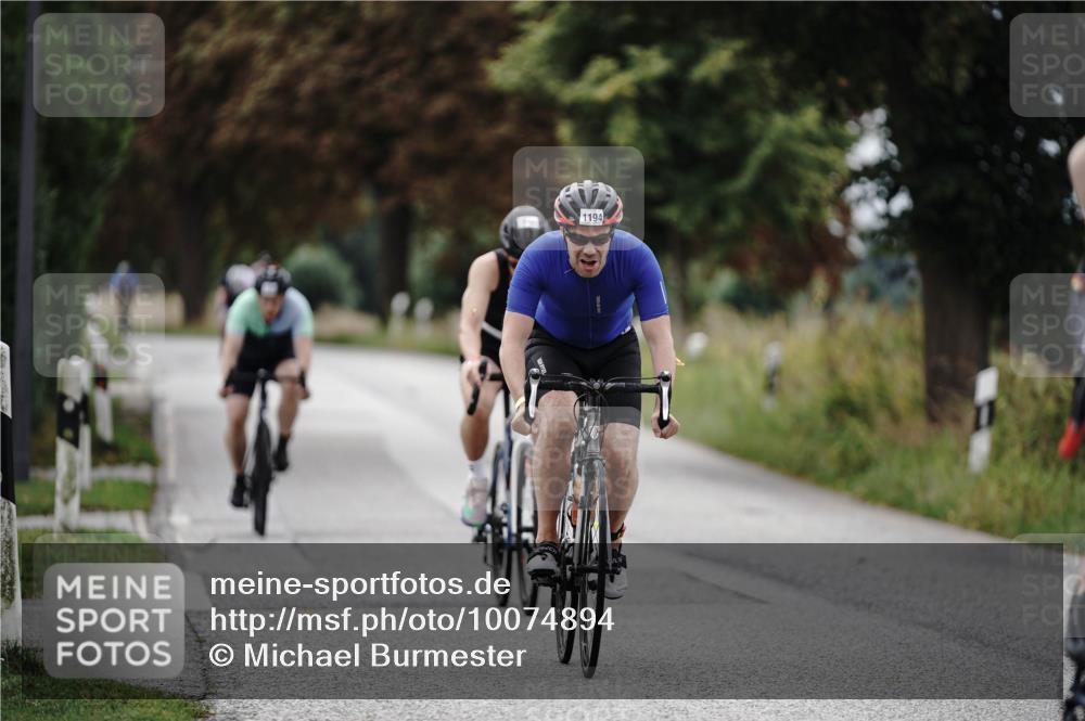 30.08.2026 - Elbe Triathlon Hamburg Michael Burmester http://msf.ph/oto/10074894 30.08.2026 10:54:46 Radfahren 993, 1194, 1282, 1446 meine-sportfotos.de